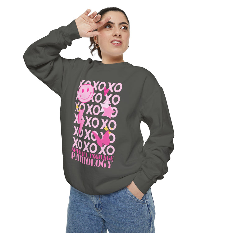xoxo speech language pathology comfort colors crewneck