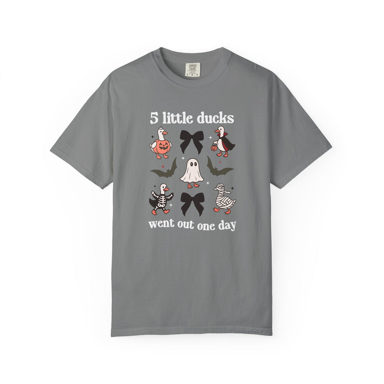 5 little spooky ducks comfort colors tee