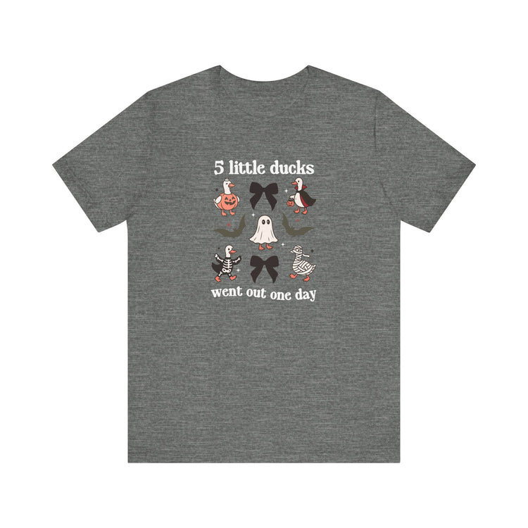 5 little ducks spooky short sleeve tee